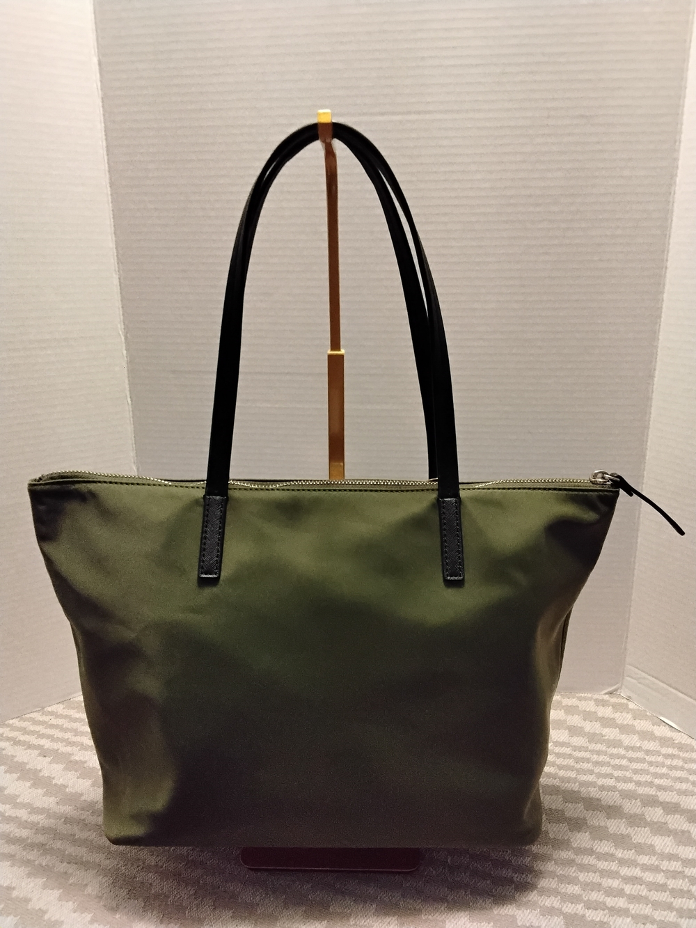 Kate Spade Olive Green Tote Bag with Black Handles - Picture 2 of 6